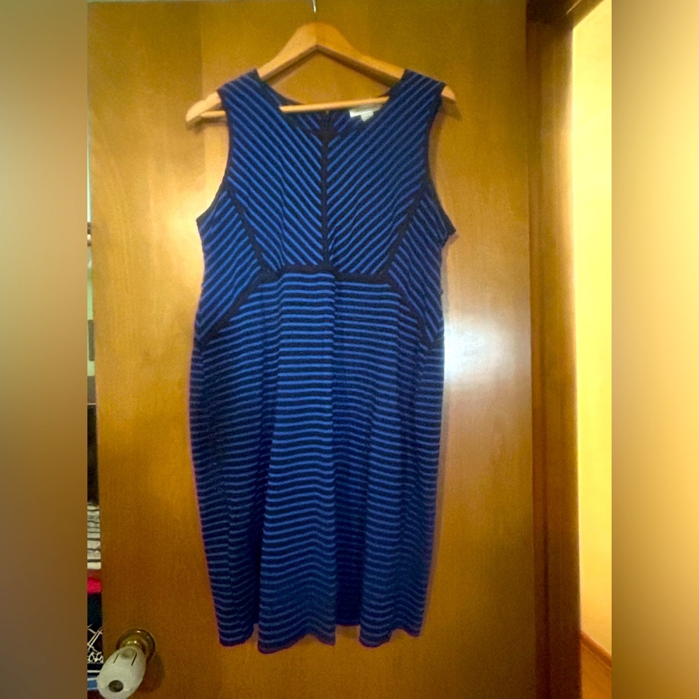 Motherhood Maternity- Workwear- Sleeveless Midi Dress